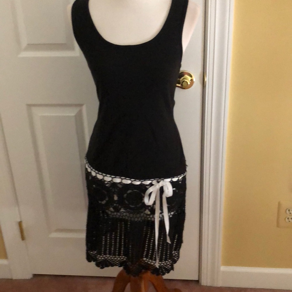 Black & Lace Sundress - Picture 2 of 6